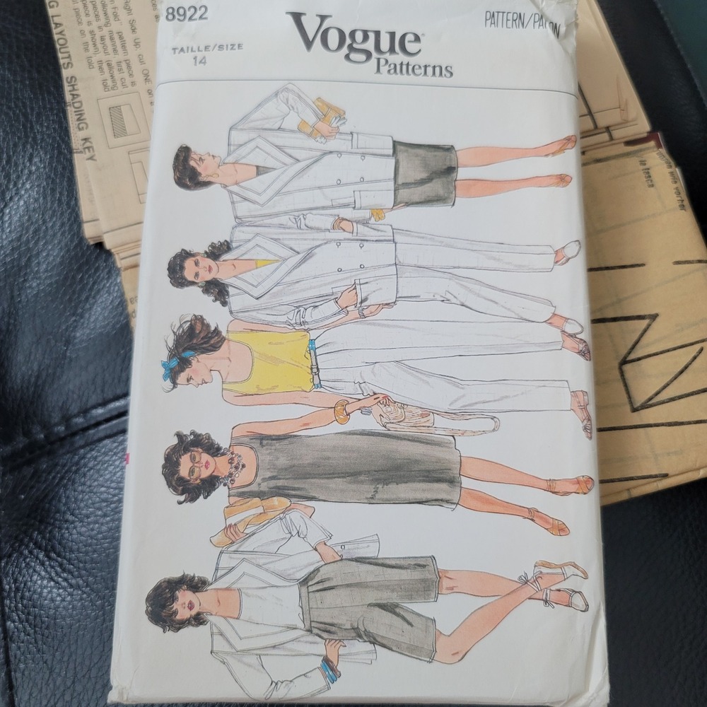 Vogue 8922 Sewing Pattern Misses Jacket Dress Top Pants Shorts Size 14 Uncut